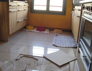 Décollement de carrelage sur un support bois